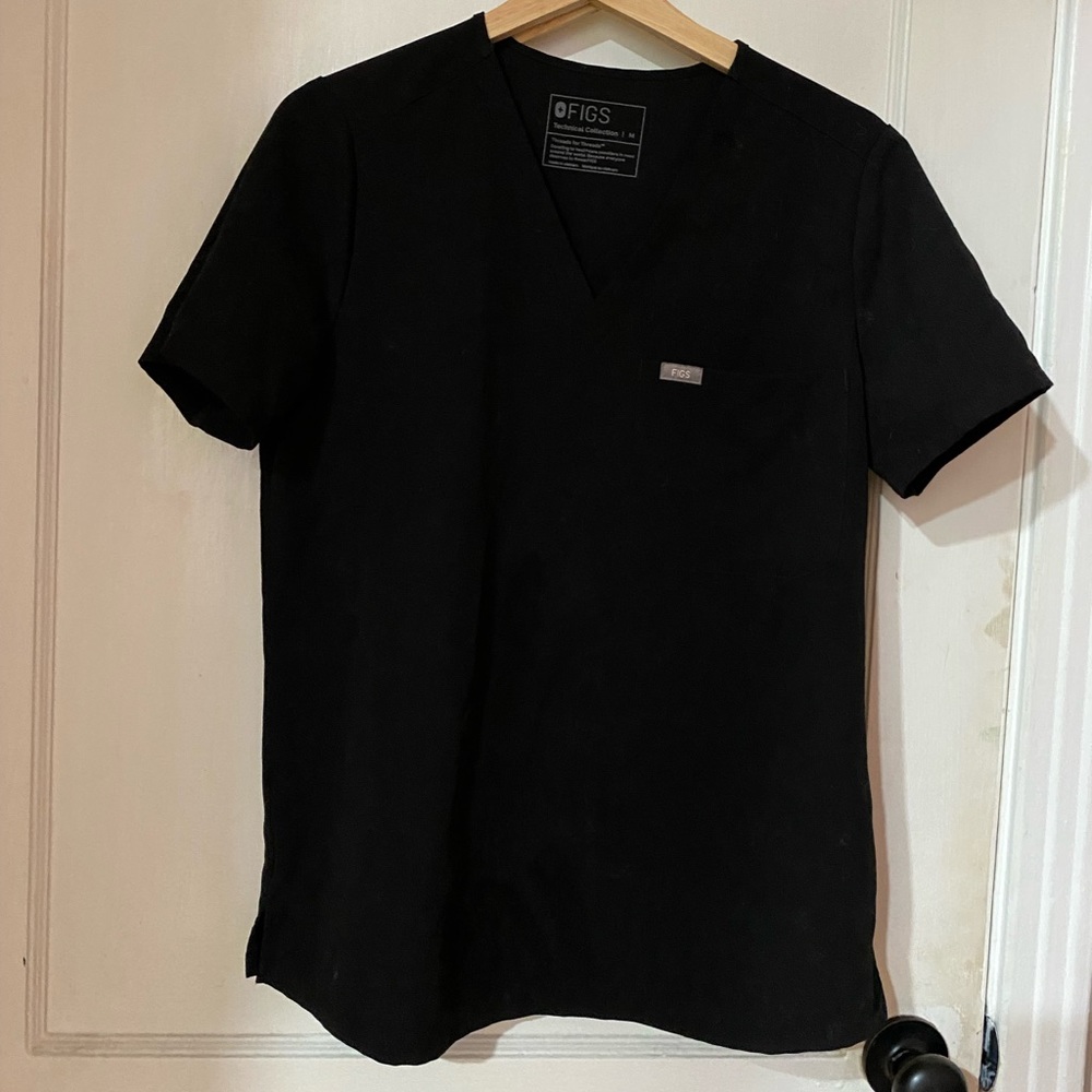 FIGS scrub top MEDIUM